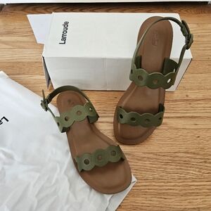 NWT Larroude Florence Sandals In Seaweed Size 8